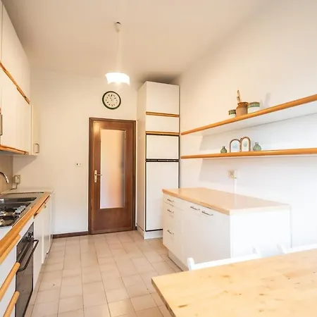 Peace Retreat In Apartment